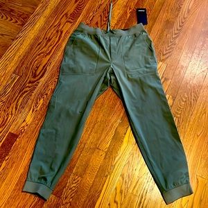 Lululemon ABC jogger NWT